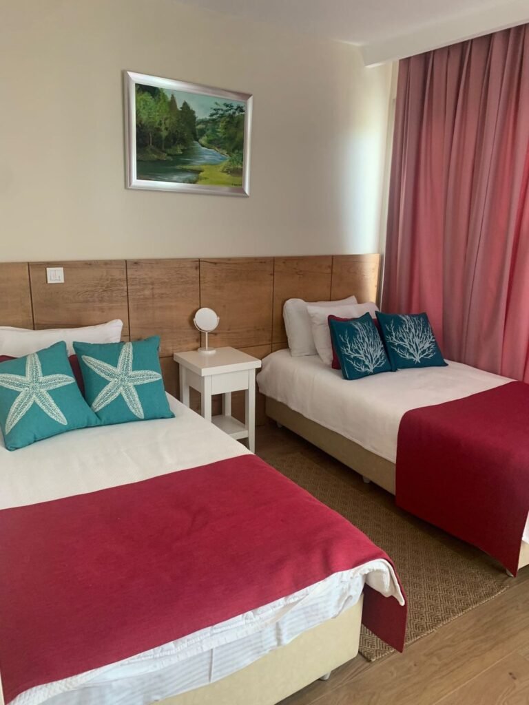 A double room with garden painting at Mandarin Grove