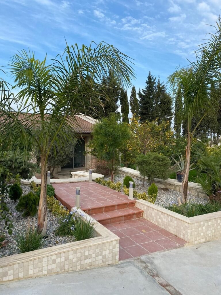 Garden path at Mandarin Grove